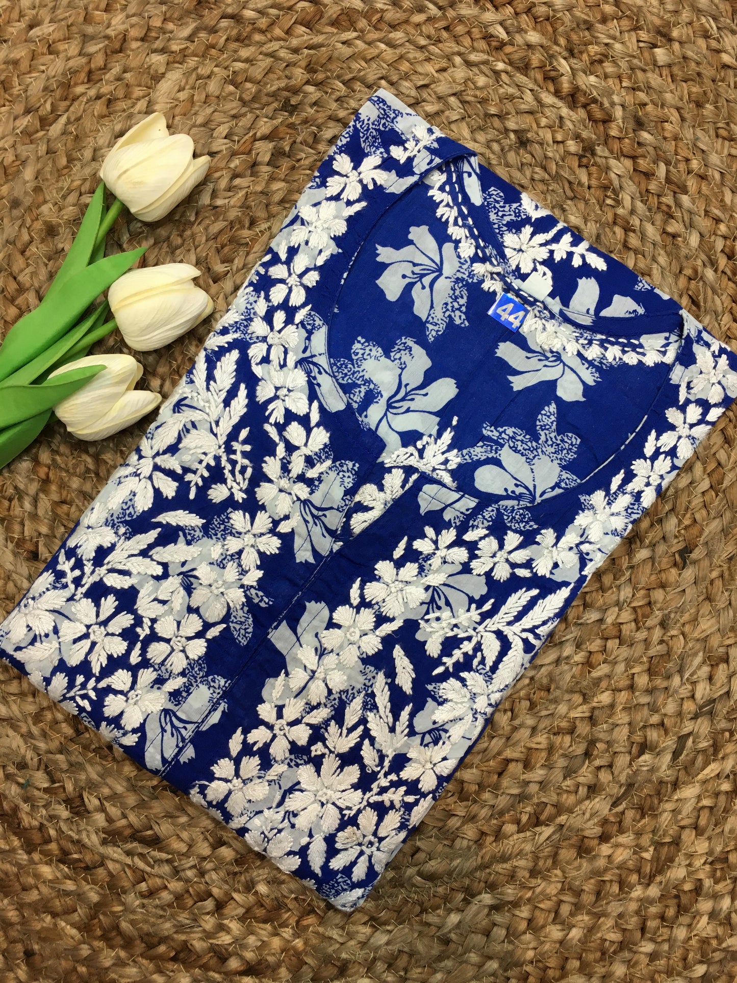 Lucknavi Chikankari Kurta