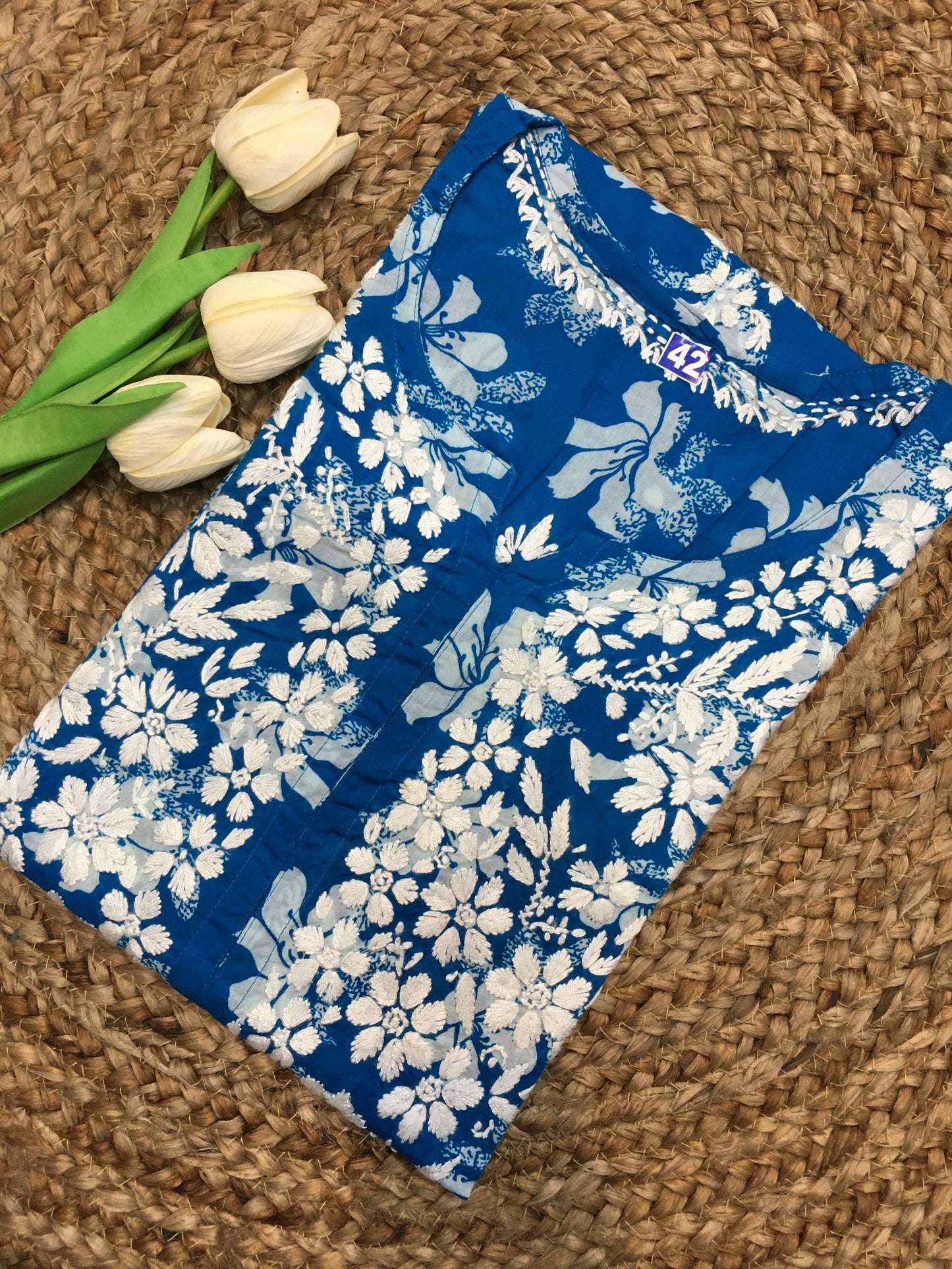 Lucknavi Chikankari Kurta