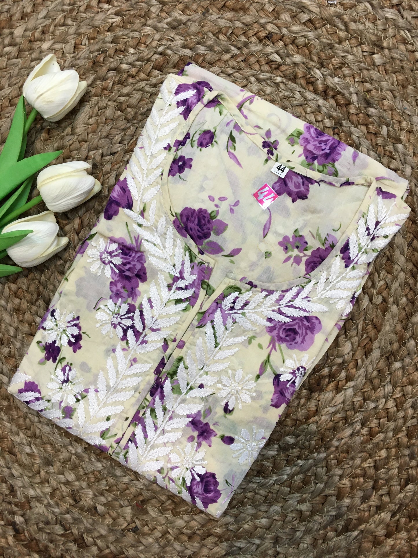 Lucknavi Chikankari Short Kurta