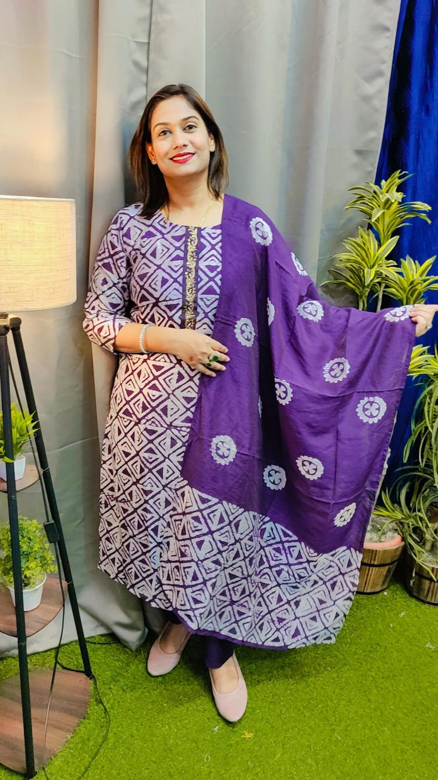 Pure Chanderi Silk Baatik Partywear Shuit