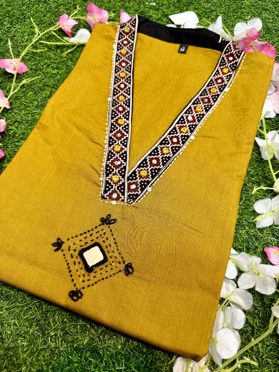Embroidered Cotton Kurta