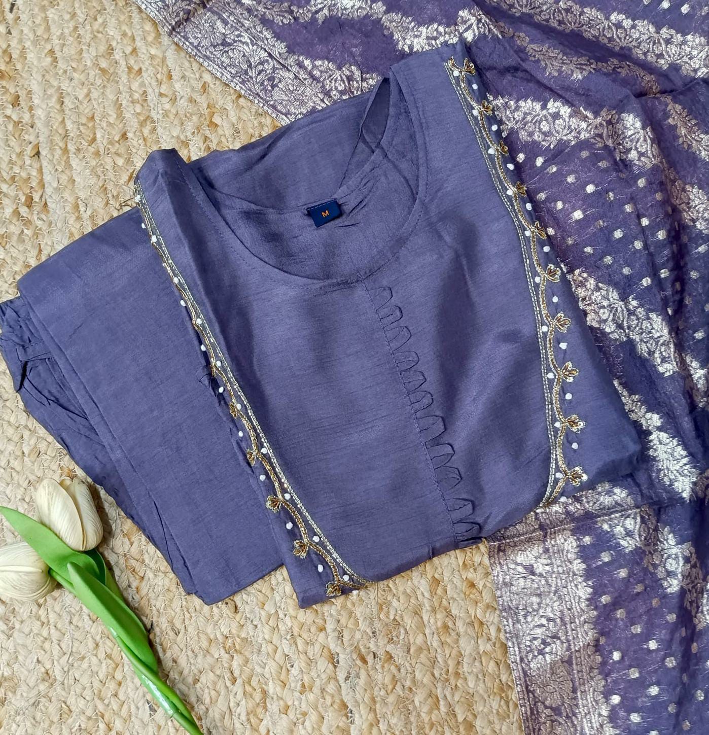 Dola Silk Embroidered Partywear Three Piece Suit Set π