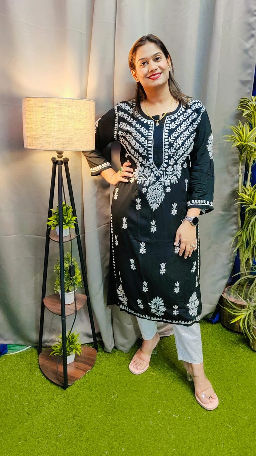 Lucknavi Chikankari Kurta