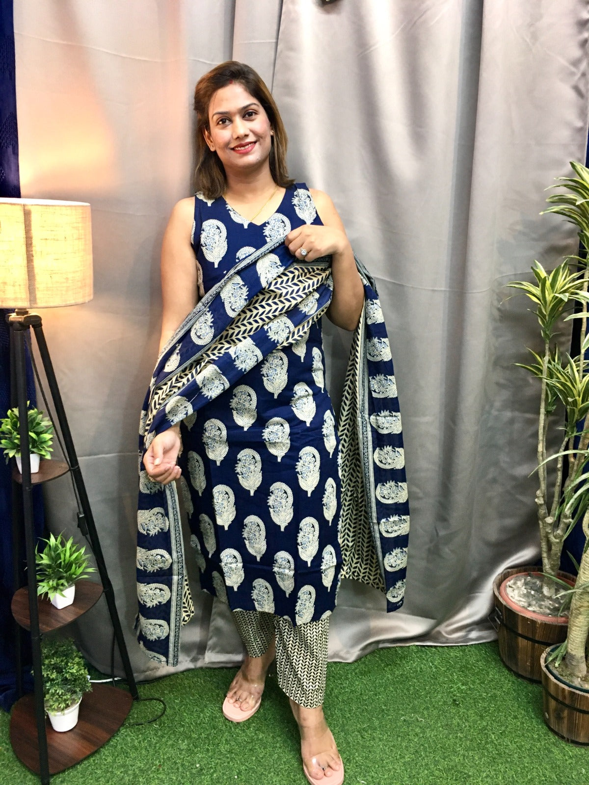 Pure Cotton Sleeveless Kurta (attached sleeves)
